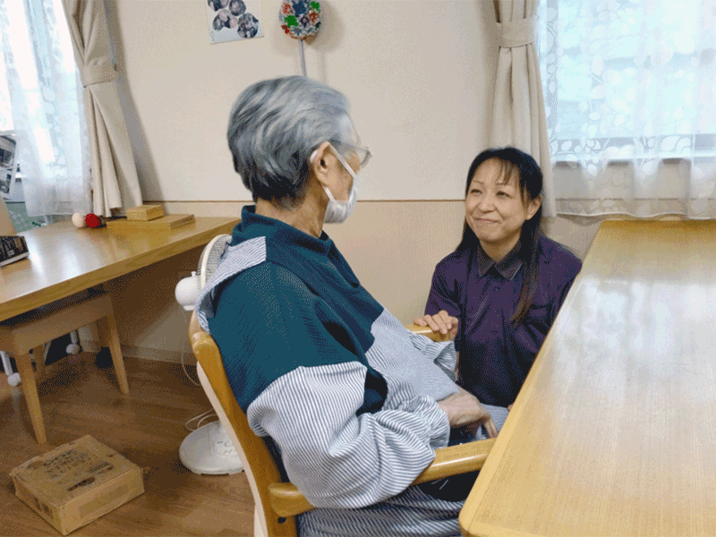 ケアマネージャーによるケアプラン作成の様子